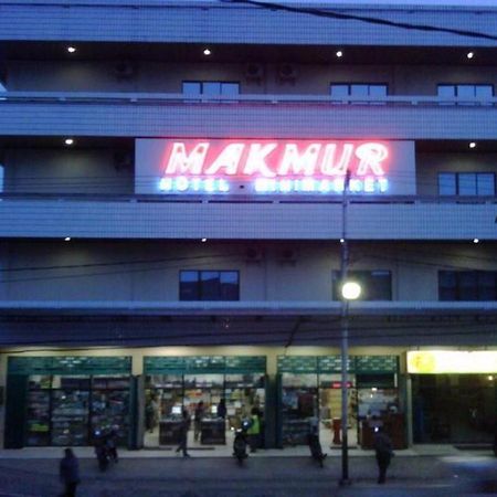Hotel Makmur Tarakan Esterno foto