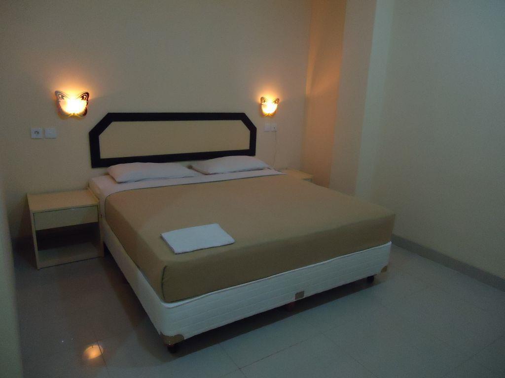 Hotel Makmur Tarakan Esterno foto